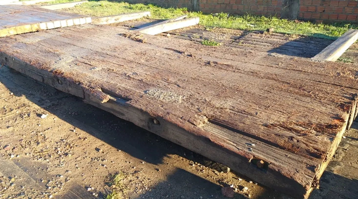 How to destroy a Eucalyptus mat: Eucalyptus Timber Mat After 250 Scrapes
